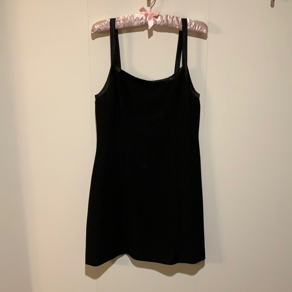 bebe little black dress